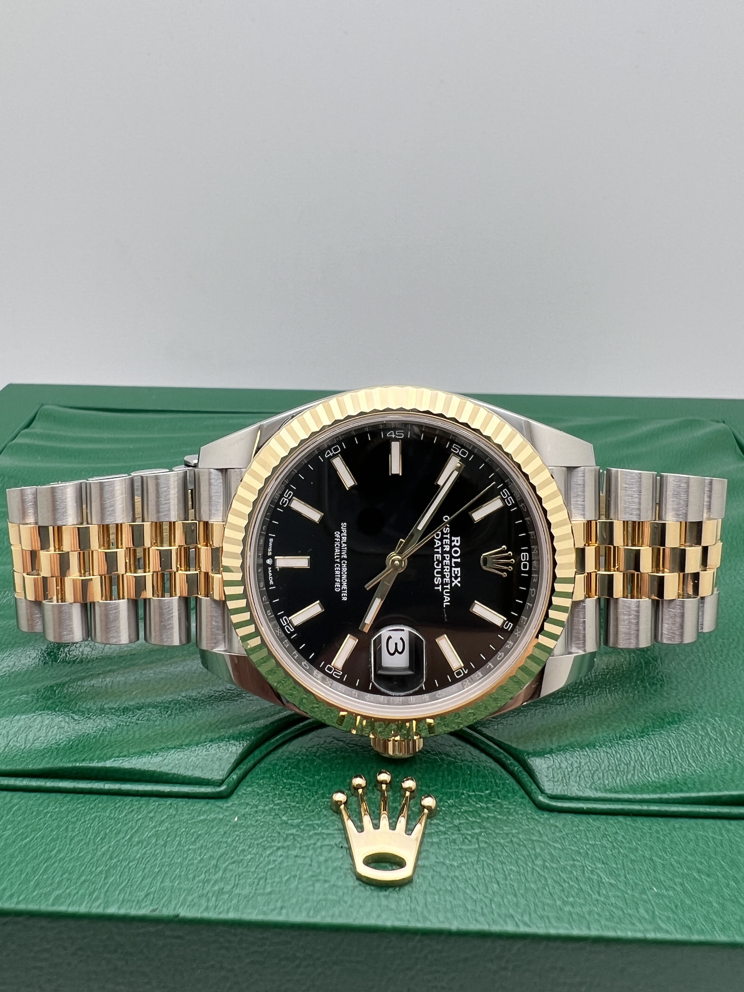 Rolex Datejust 41 126333 18K Two Tone Black Dial Jubilee