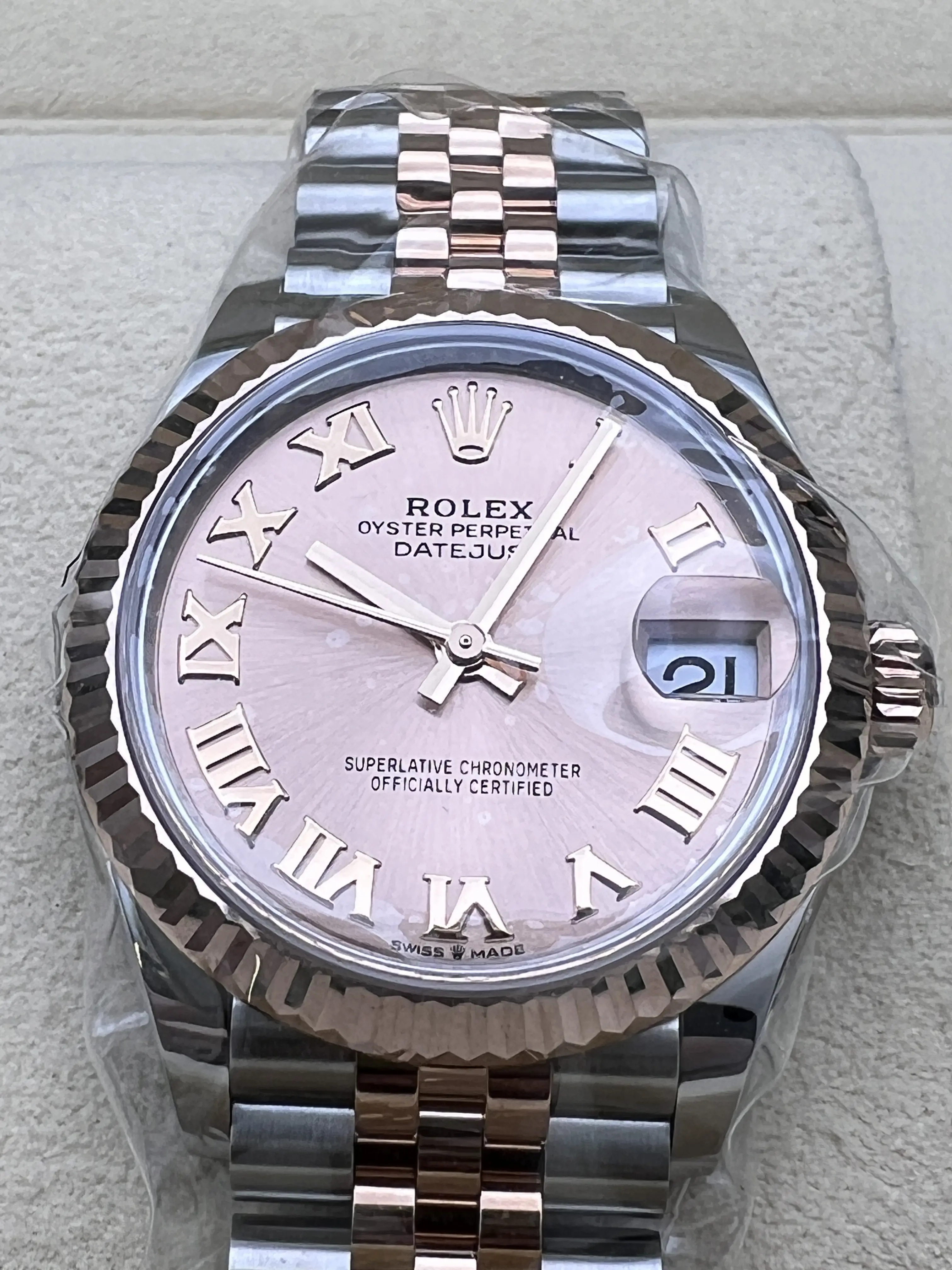 New Rolex Datejust 31mm 278271 18K Rose Gold Fluted Pink Roman
