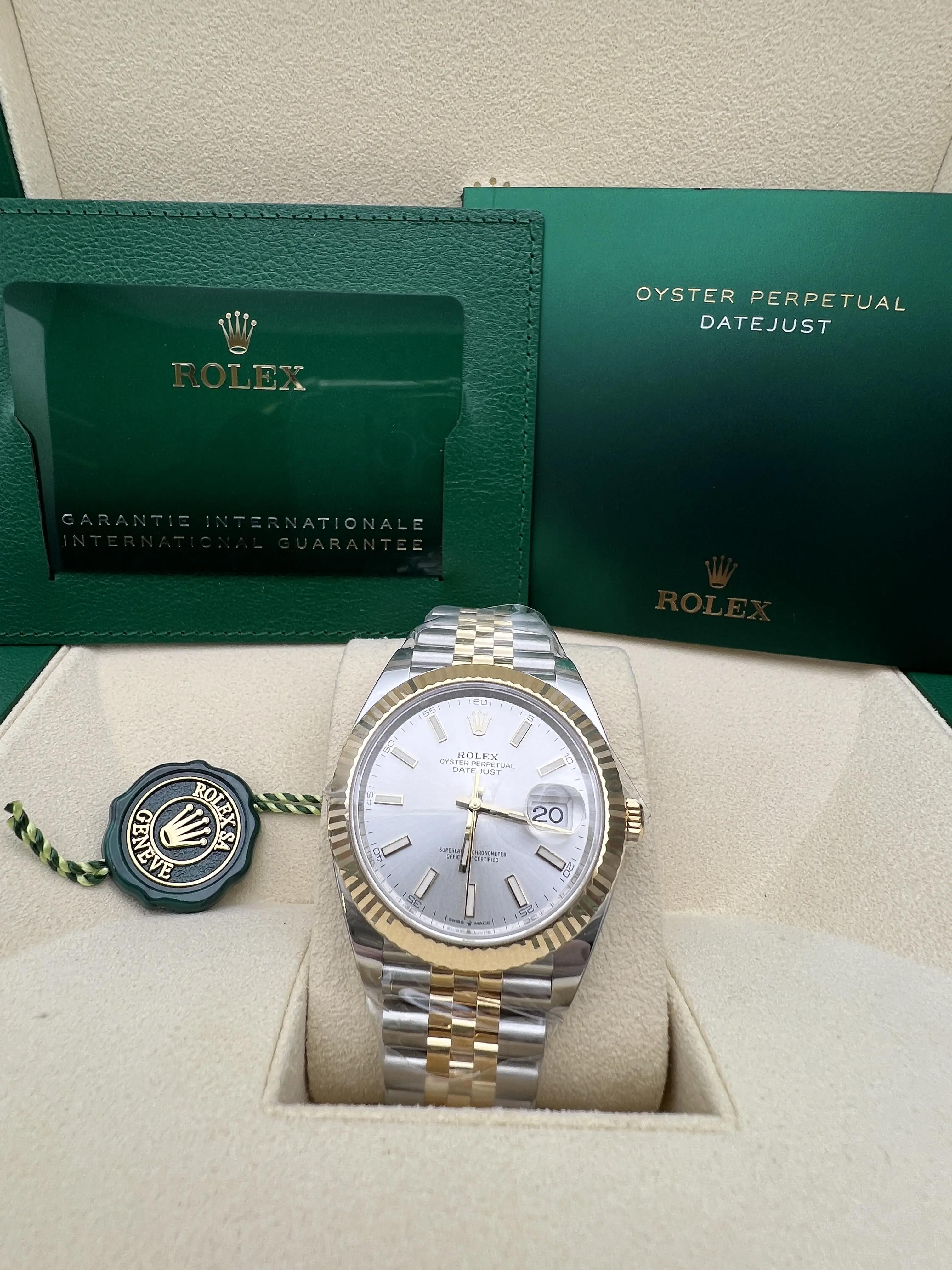 New Rolex Datejust 41 126333 18K Fluted Gold Steel Silver Dial