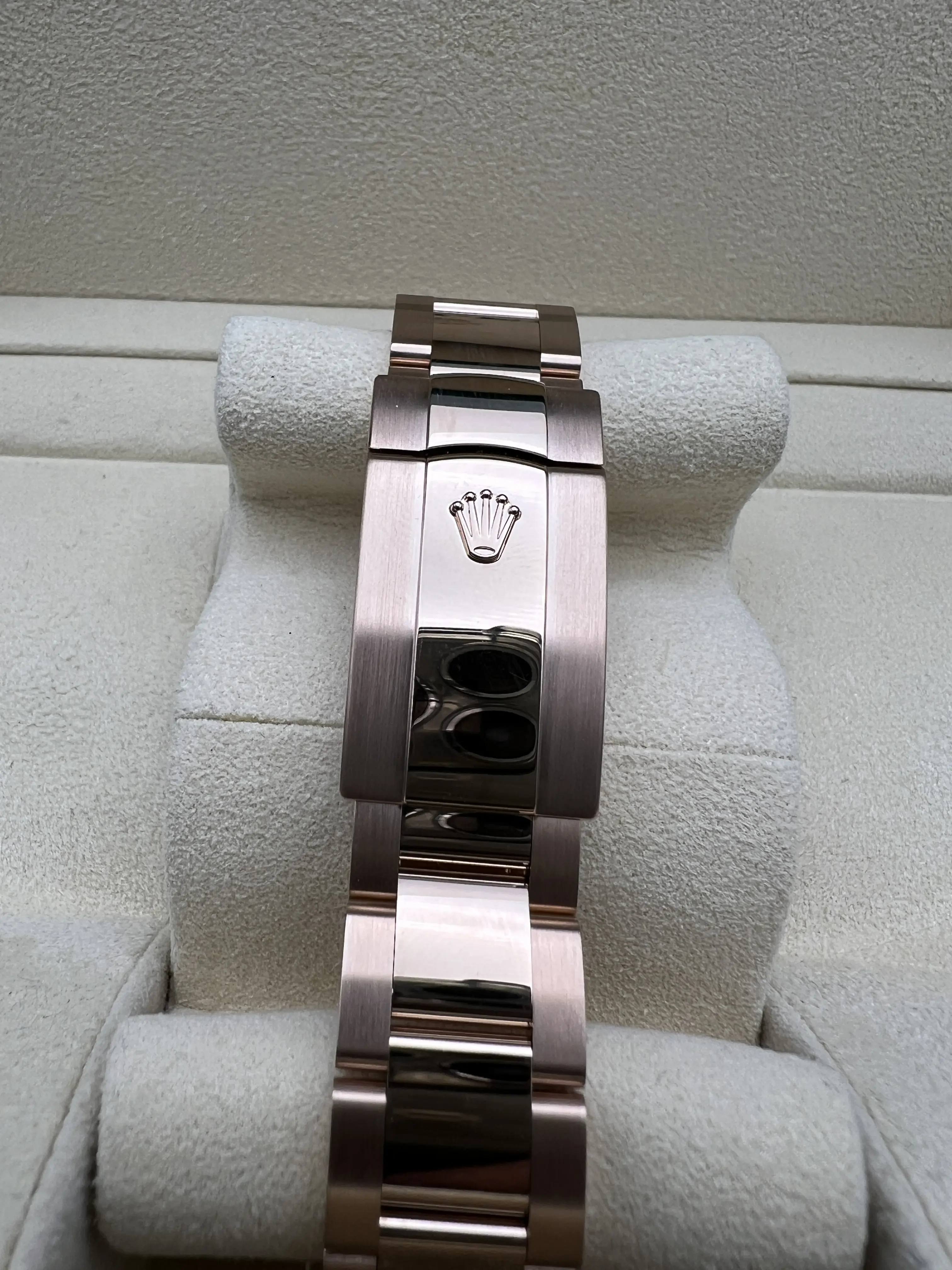 Rolex Sky-Dweller 42mm 326935 18K Rose Gold Chocolate Dial Box