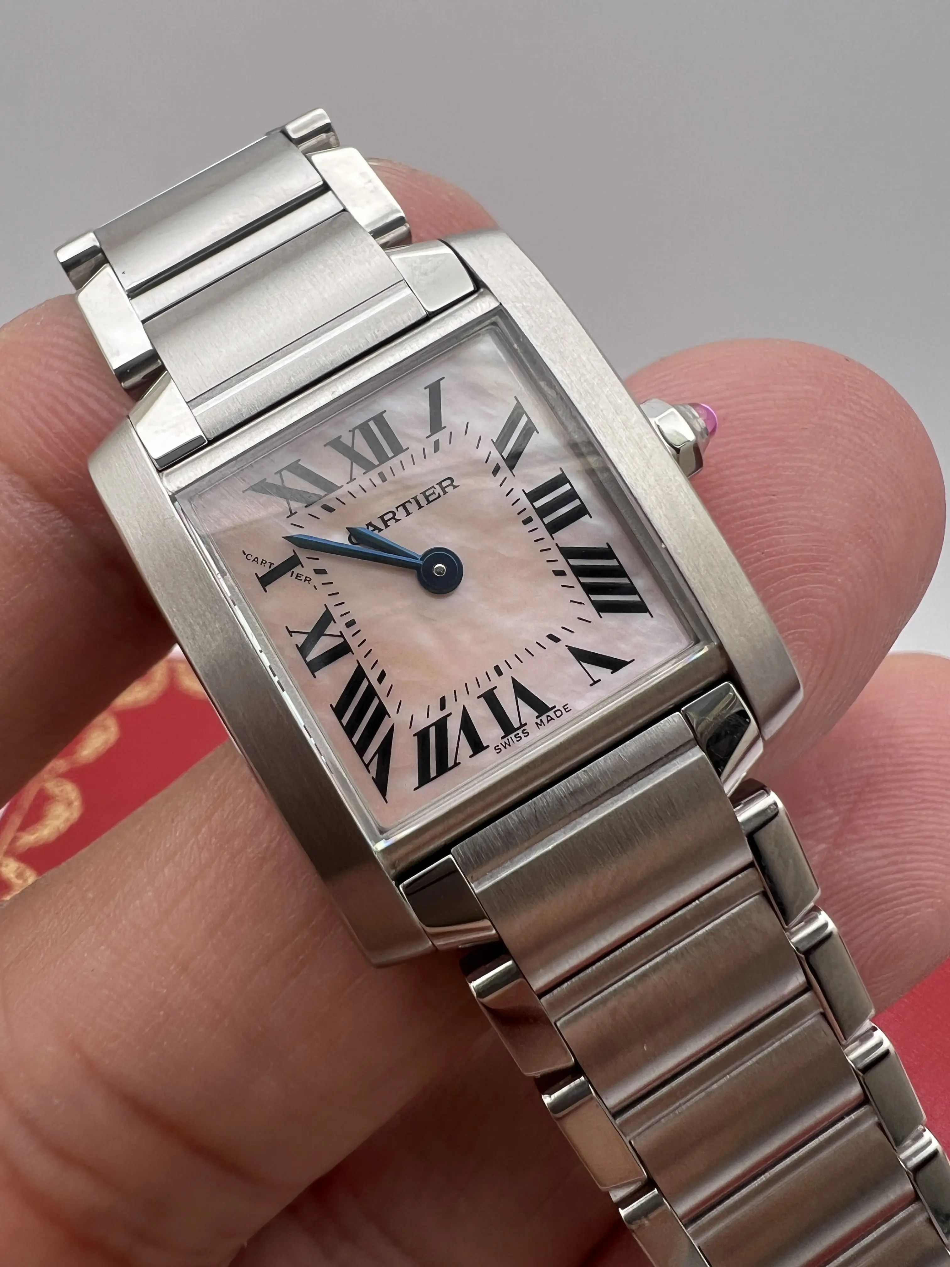 たぬきさん専用　Cartier Tank Francaise スモールモデル Cartier Tank Francaise Small W51027Q4 – HODINKEE Shop