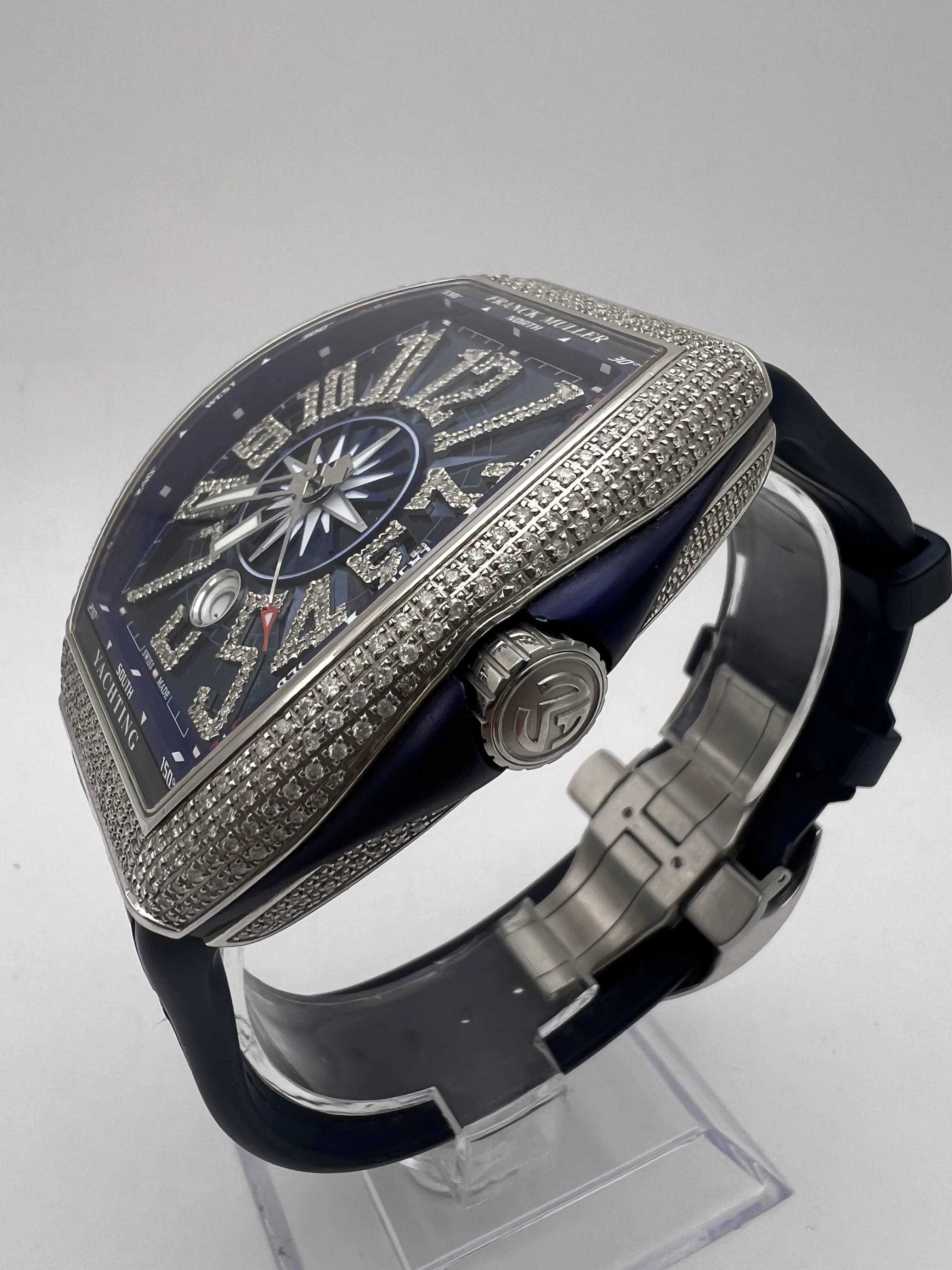 Franck Muller Vanguard Yachting 44mm 5CT Diamond Case Pave Blue