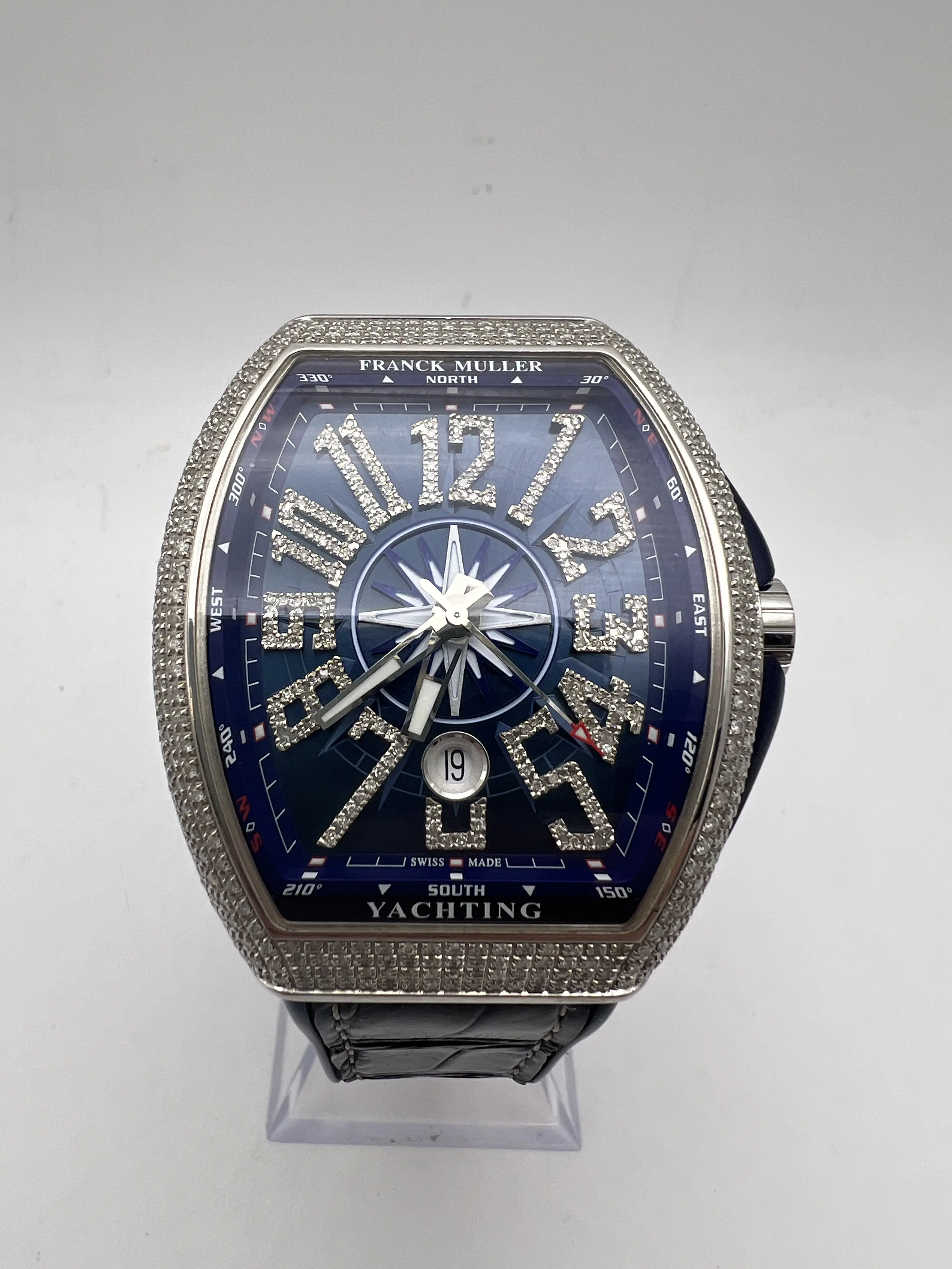 Franck Muller Vanguard Yachting 44mm 5CT Diamond Case Pave