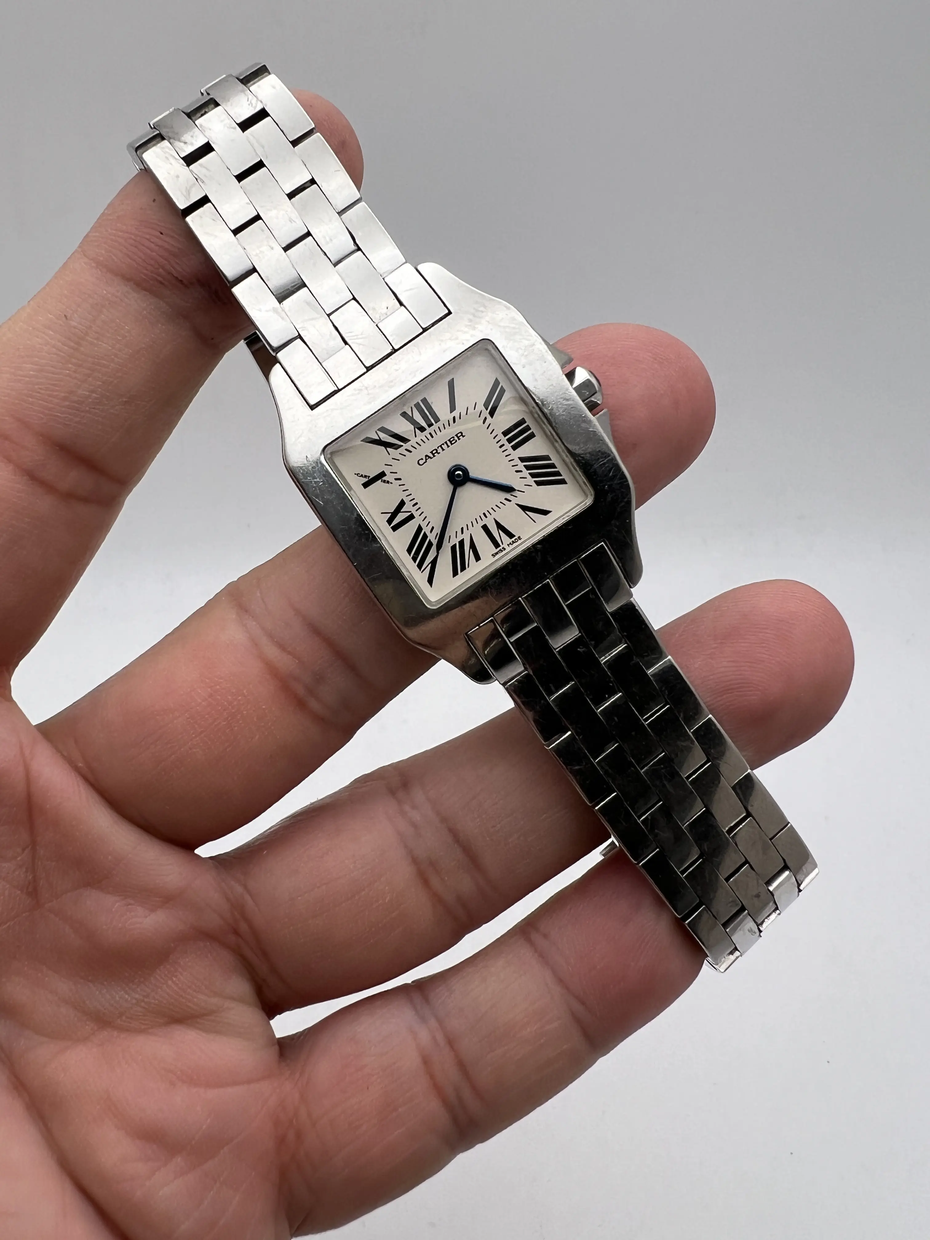 Cartier Santos Demoiselle Midsize 26mm Ivory Silver Dial W25065Z5