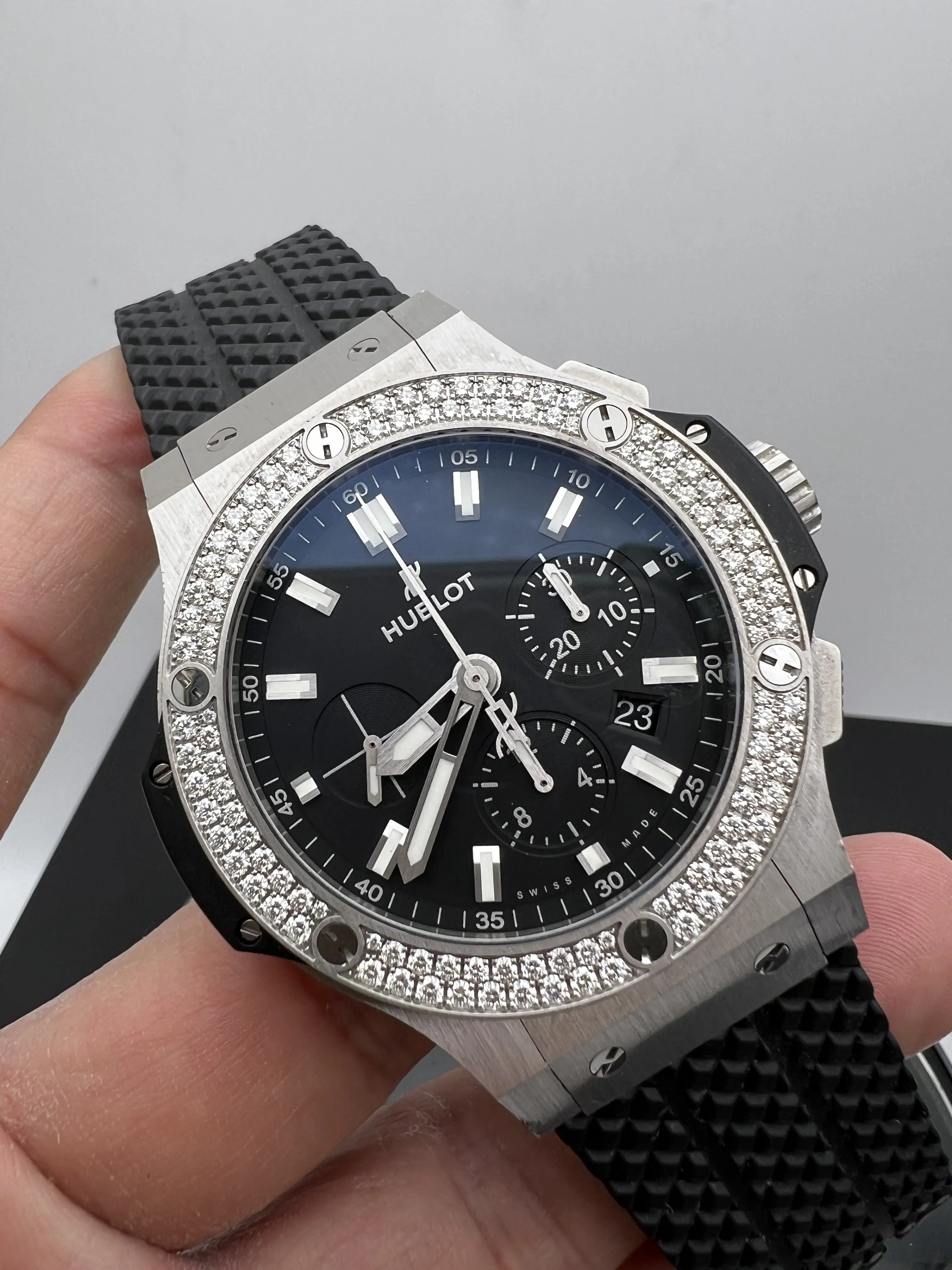 Hublot 44mm Big Bang Factory Diamond Bezel SS Ti Watch Box