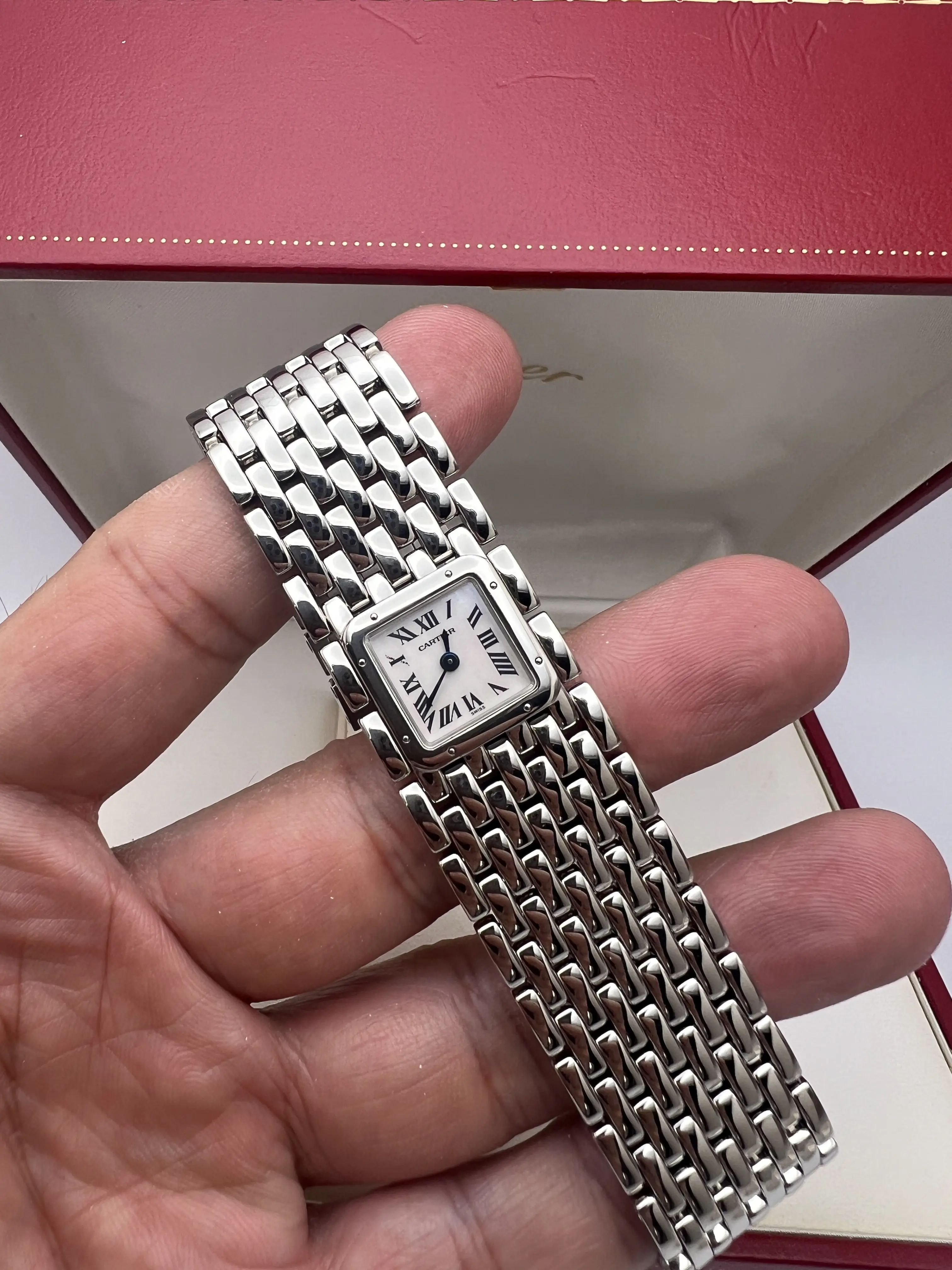 カルティエ 腕時計 リュバン W61001T9 W61001T9 パンテールリュバン 中古 ｜ カルティエ | 腕時計のブランド
