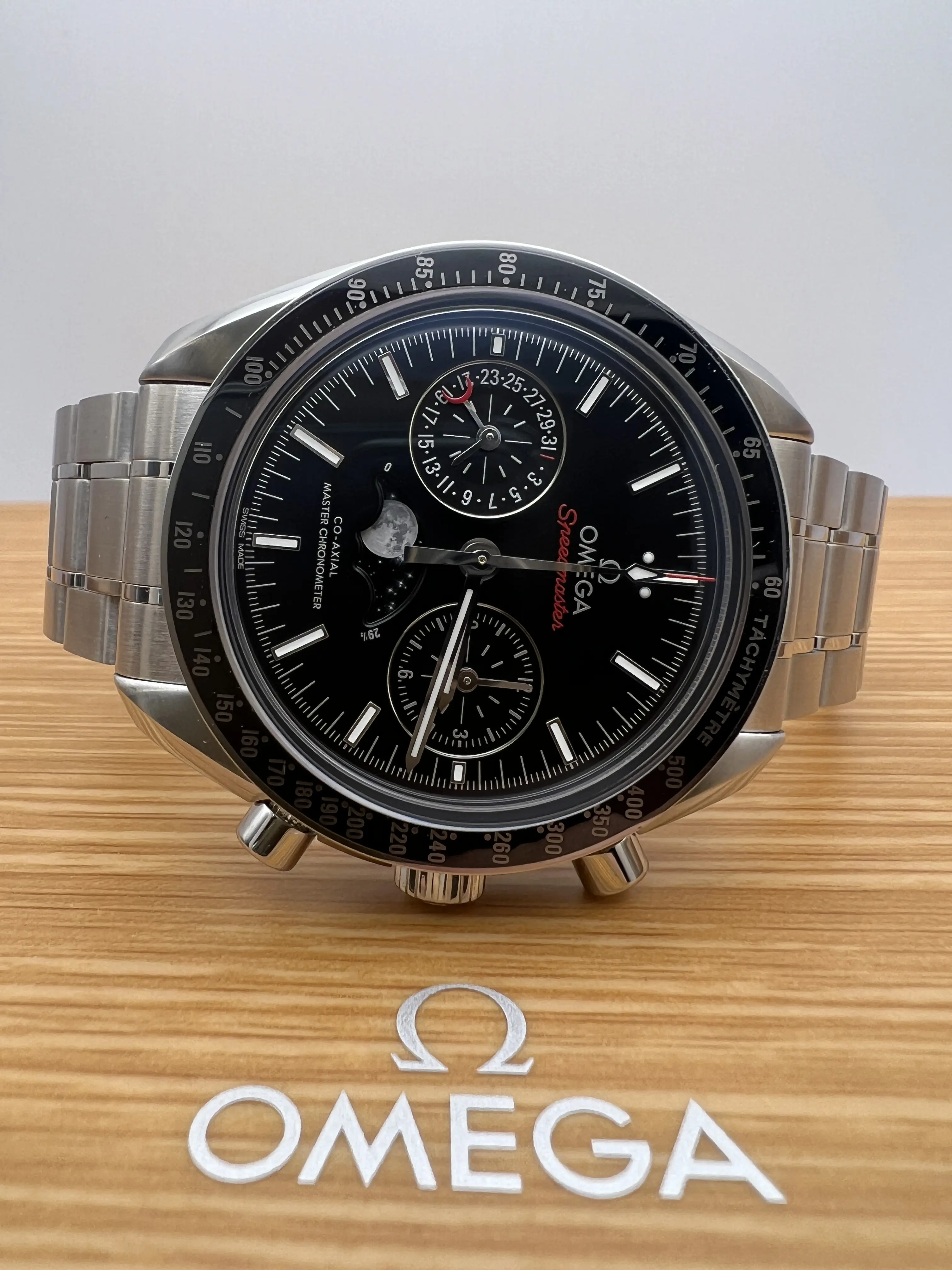 Omega Speedmaster MoonPhase 44.25mm Chronograph Black B&P