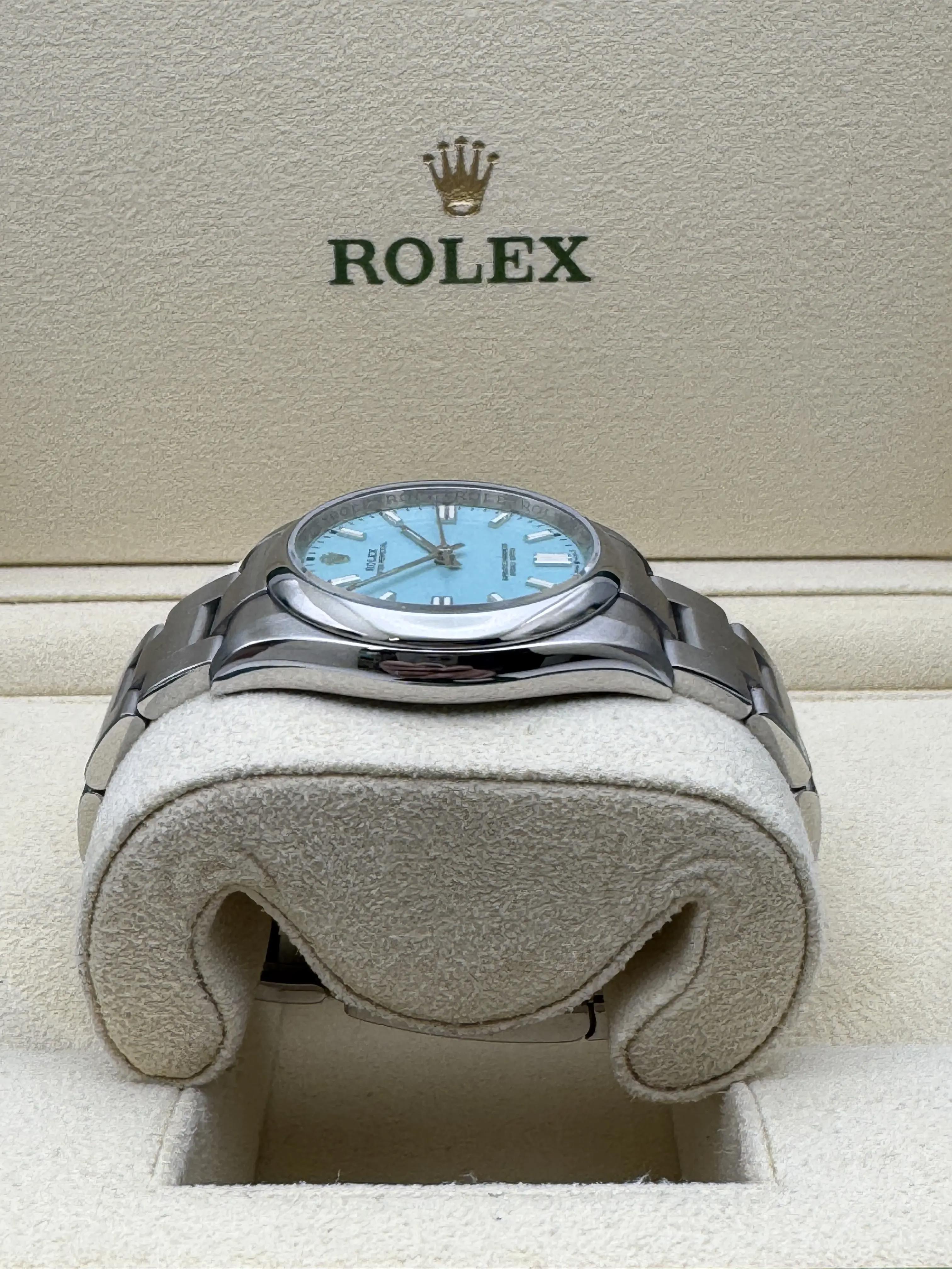 Rolex Oyster Perpetual 114300 39mm Custom Turquoise Dial Box
