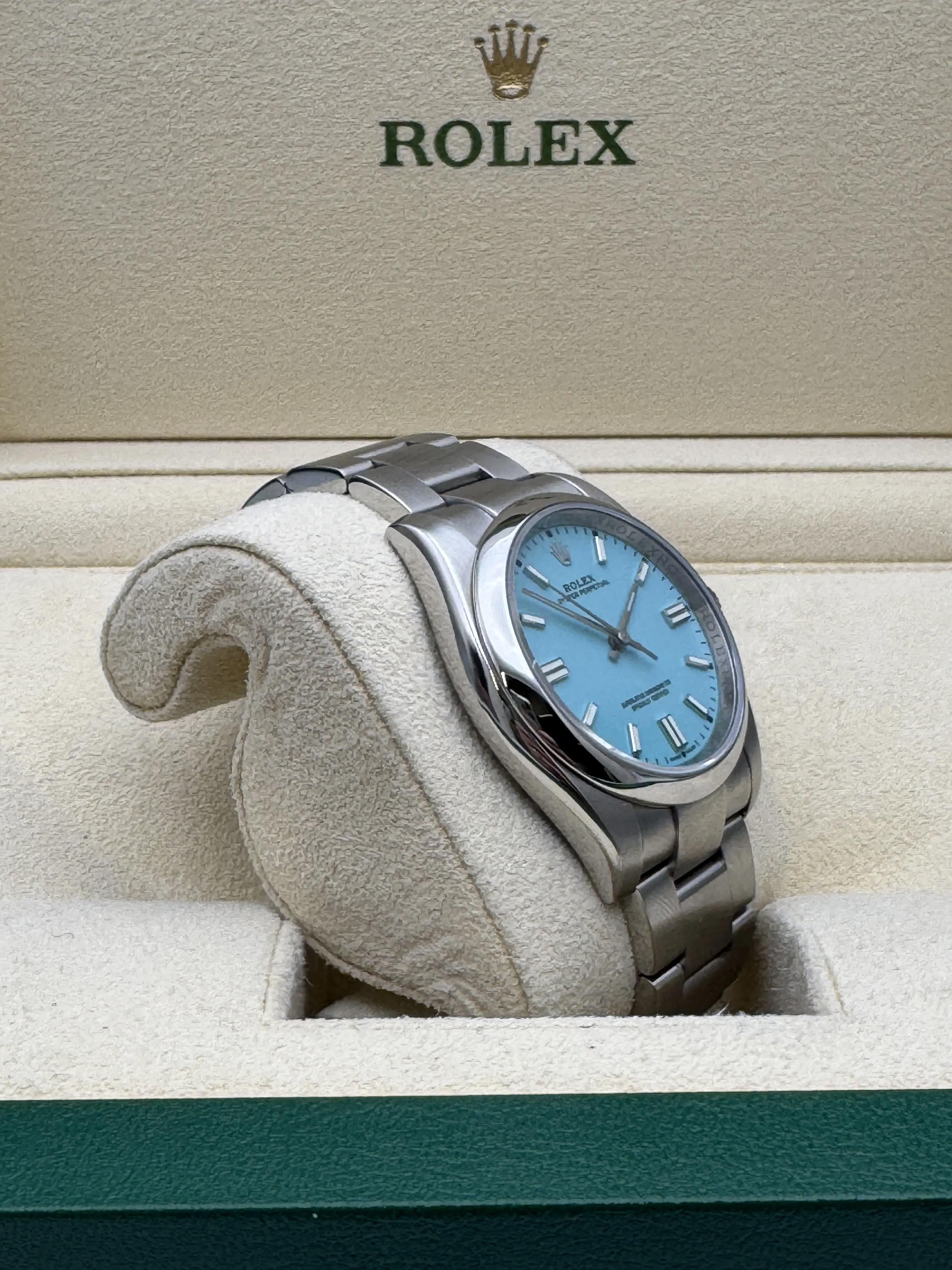 Rolex Oyster Perpetual 114300 39mm Custom Turquoise Dial Box