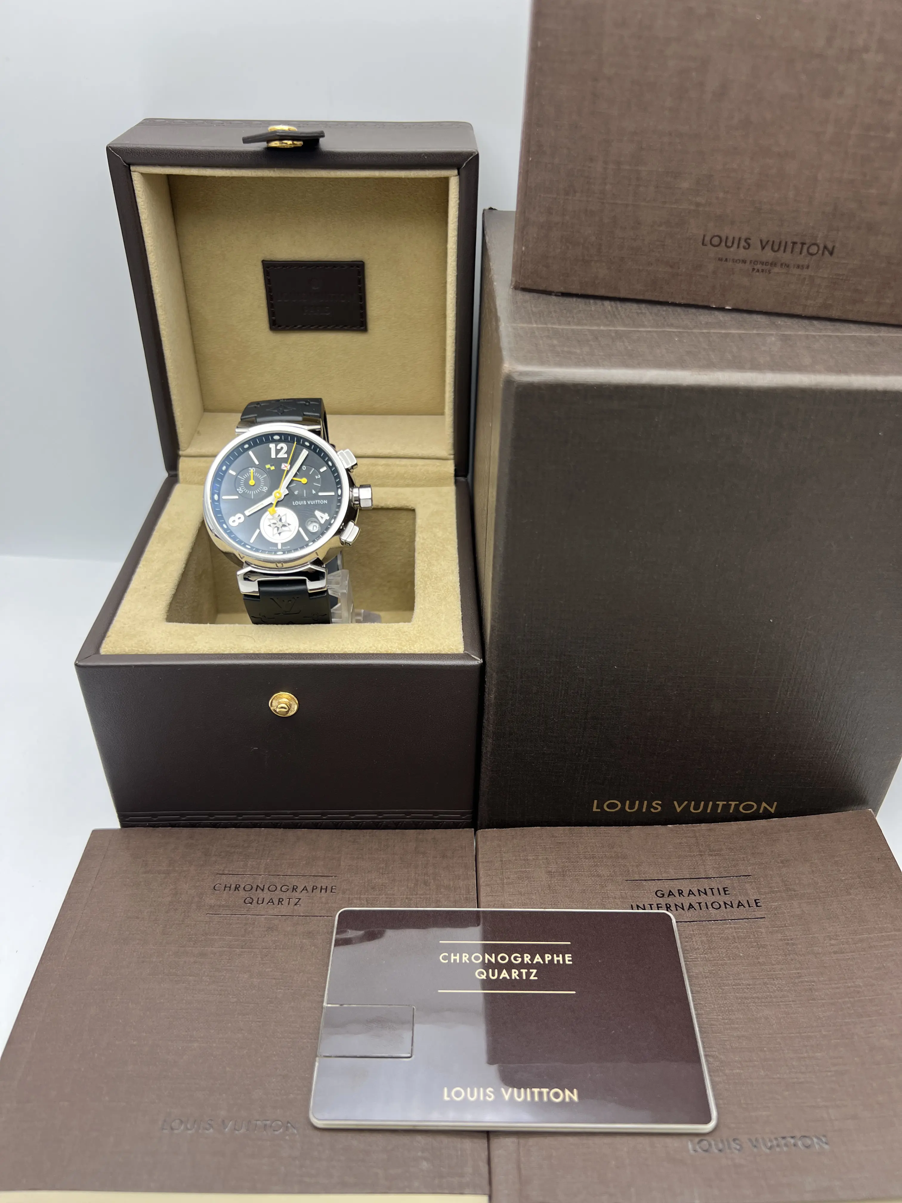 LOUIS VUITTON ブラック グランパレ LOUIS VUITTON Trevi PM Damier Ebene Satchel Shoulder Bag Brown